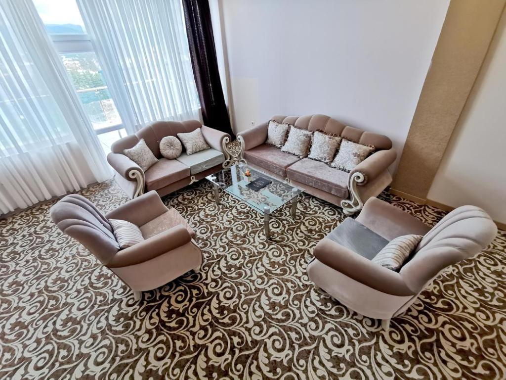 Grand Georgian Palace Batumi Esterno foto